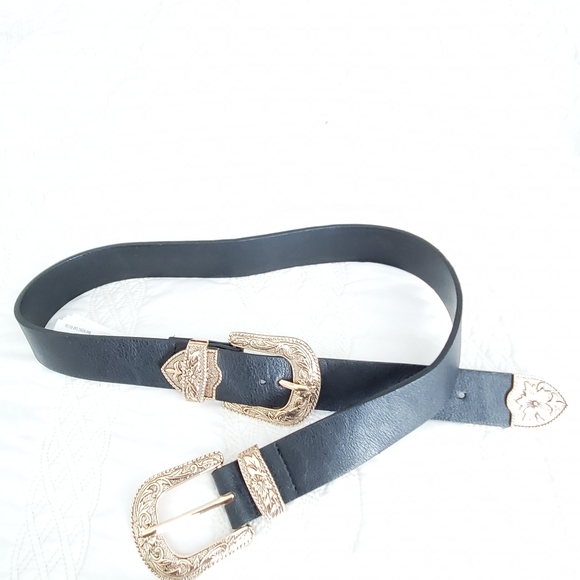 New Belt - Picture 4 of 5